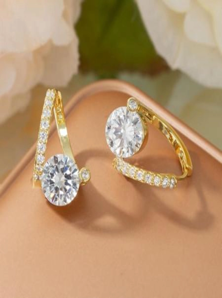 Luxury Brilliant Zircon Huggie Earrings for Women
