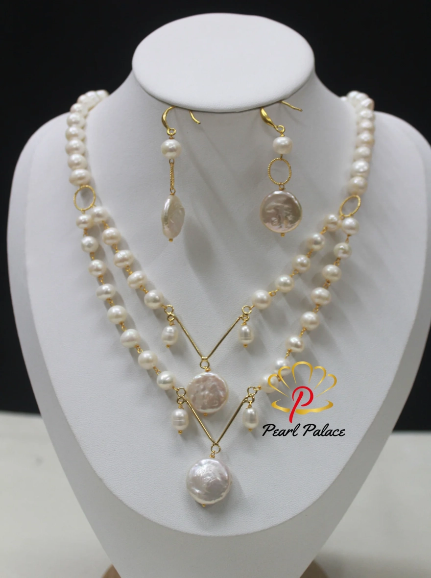 V design necklace round & coin pearl necklace