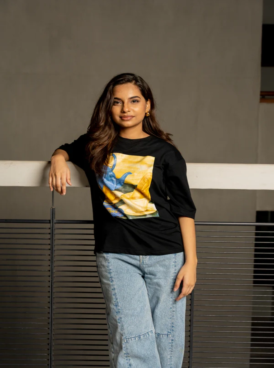 Cha-Biskut Graphic T-shirt