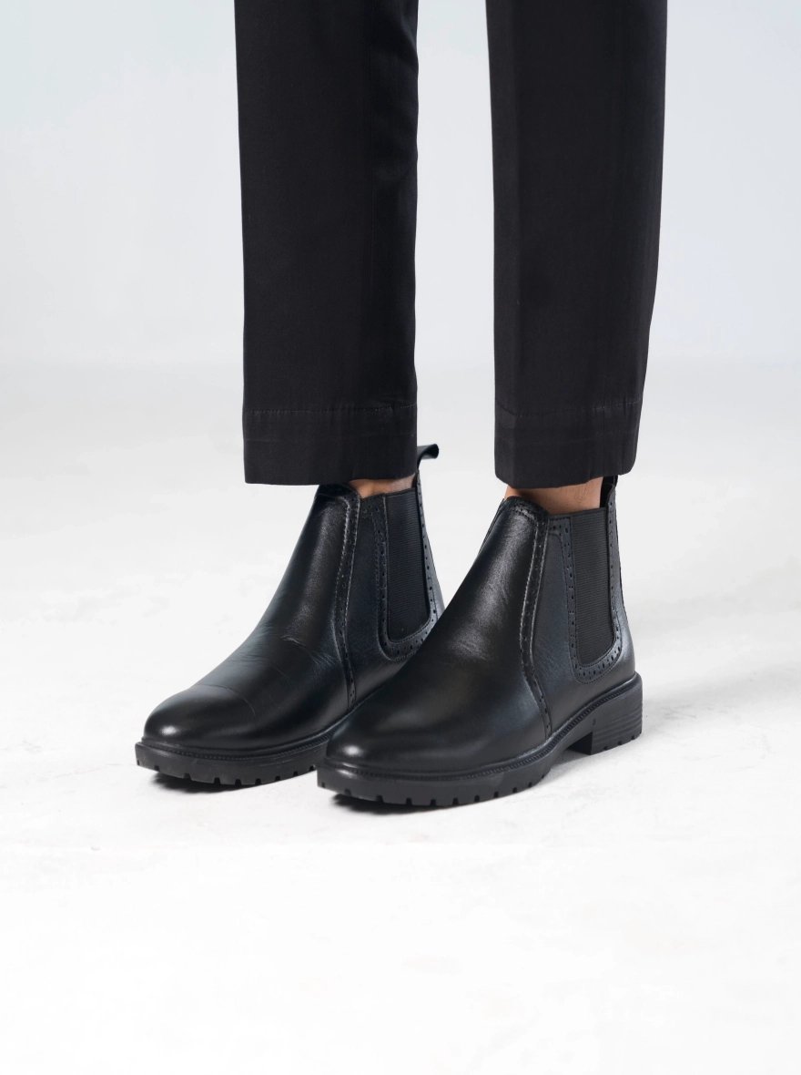 Zuqo Men's Chelsea Boot - Prime Black