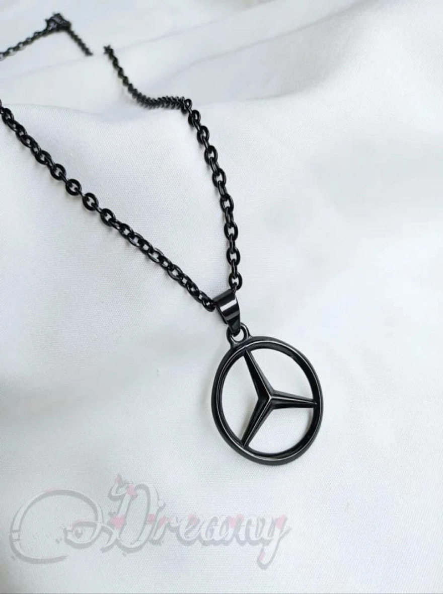 Signature Silver Three-Point Star Textured Pendant