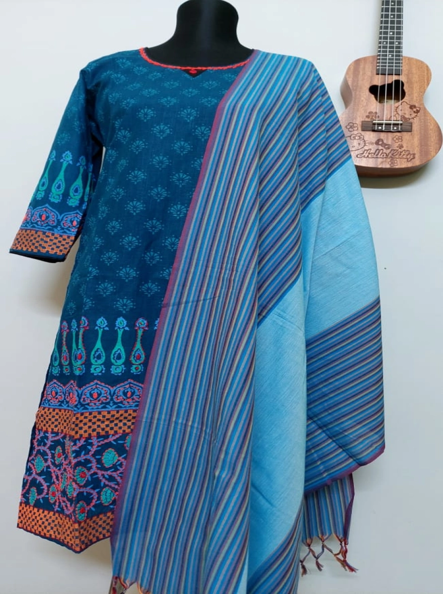 Indigo Bloom Traditional Printed Kurti with Cerulean Striped Dupatta
