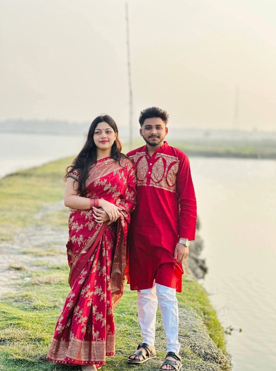 Couple Dress Collection – Saree  blouse & Panjabi