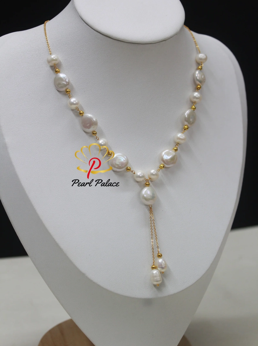 Rice pearl & coin pearl necklace .