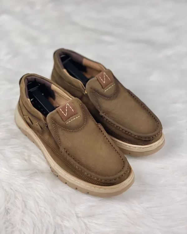 Royal Cobbler_Olive_Leather_Casual_Men