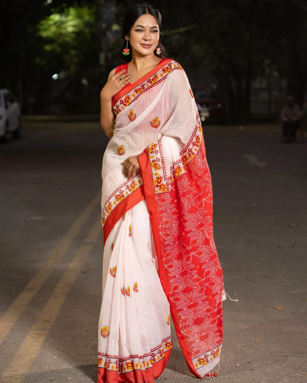 Shuvra Saree