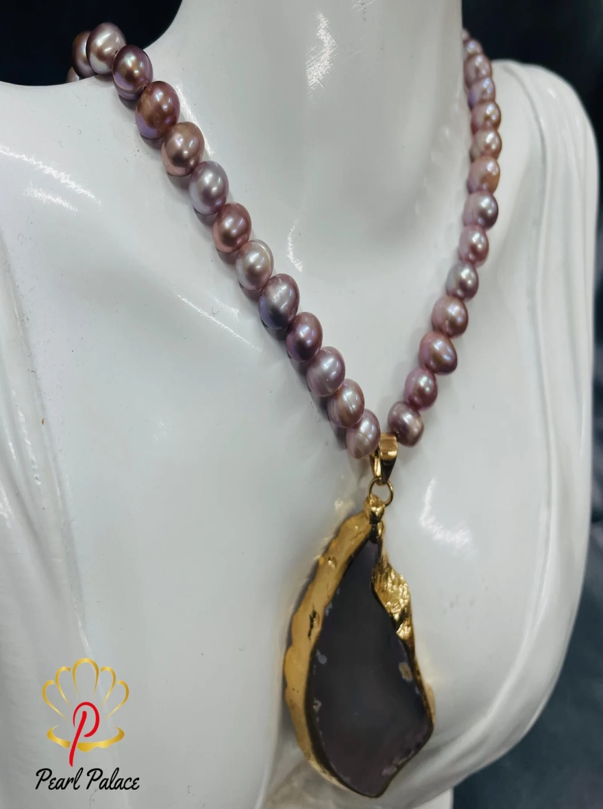 Purple fresh water pearl with chatting stone
