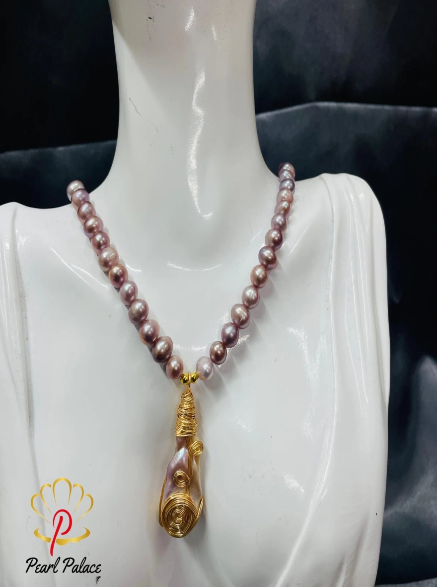 Purple fresh water pearl with mother pearl pendant