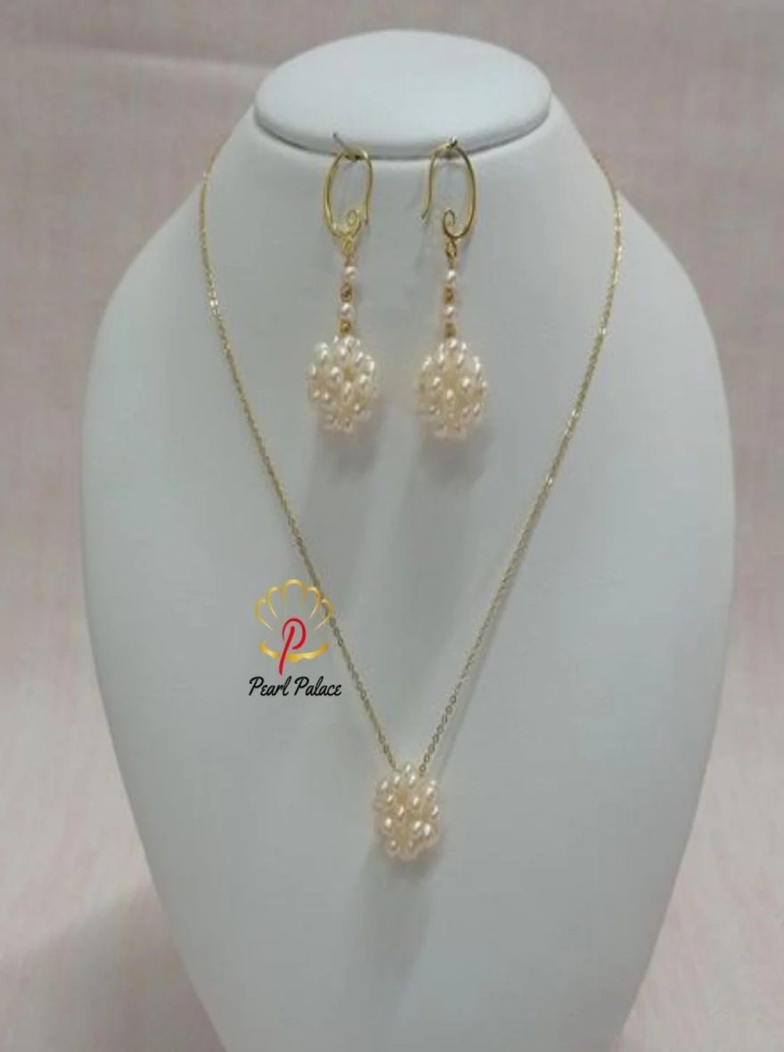 "Luminous Orb" 18K Gold Plated Pearl Necklace Set.