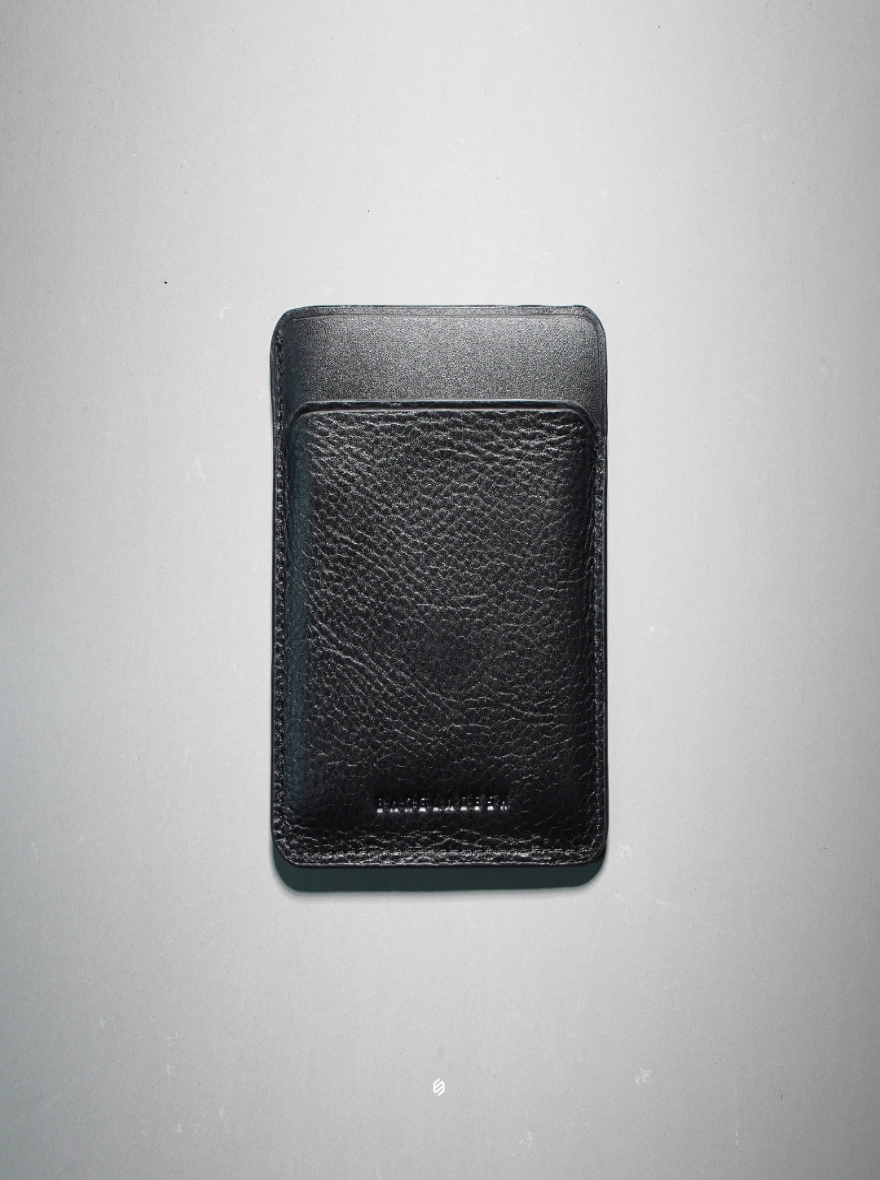 Bachelor Passport Holder