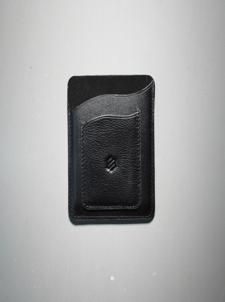 Bachelor Passport Holder