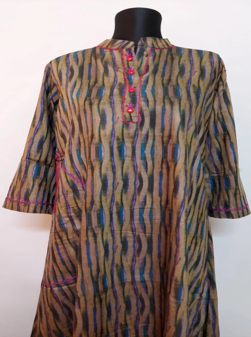 Dragonfly Embroidered Cotton Kurti