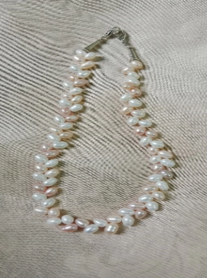 Beni Pearl one layer necklace