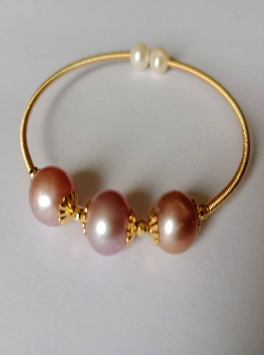 Bracelet for women, Original pearl Breslate