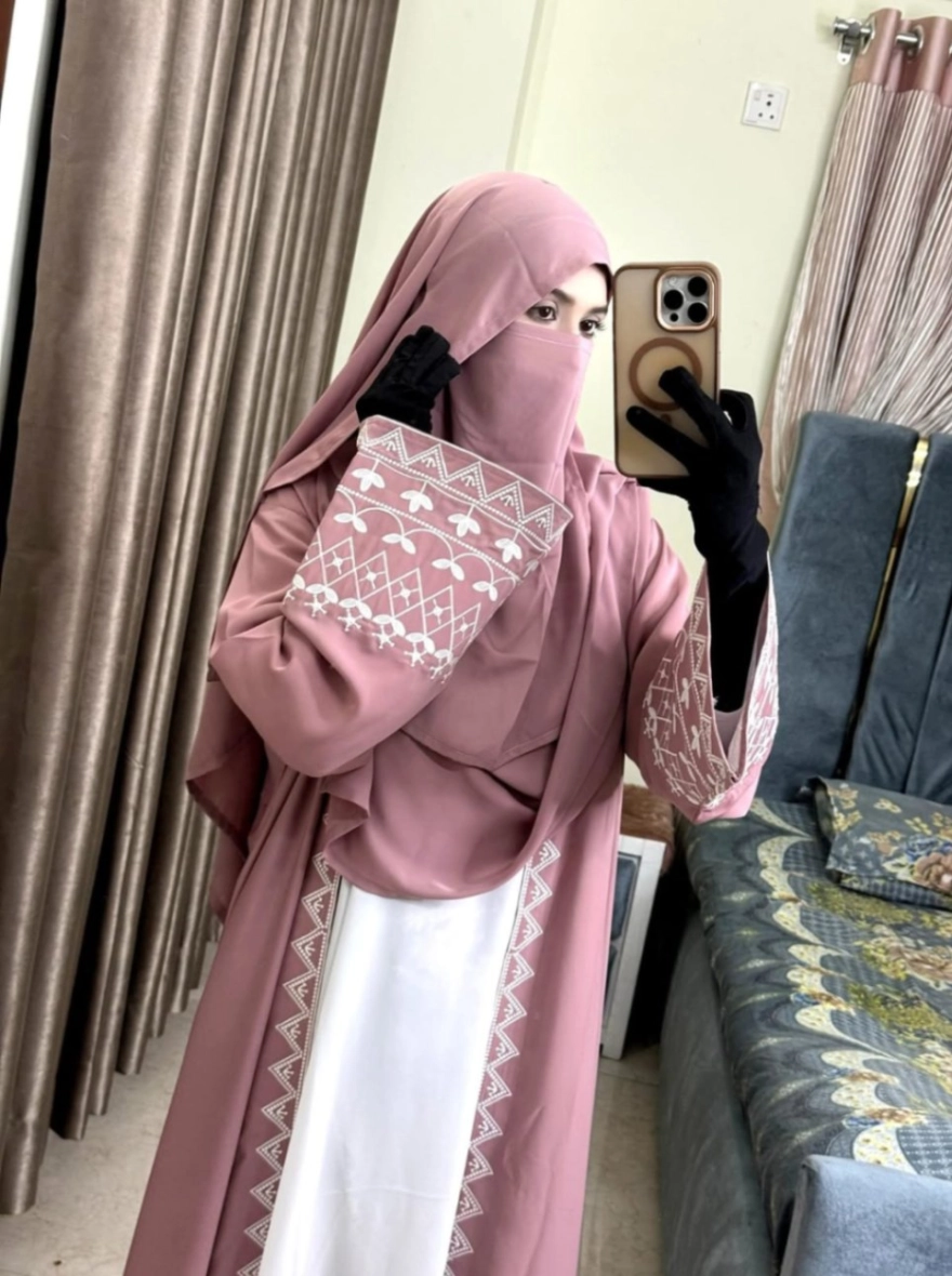 Indonesian abaya set