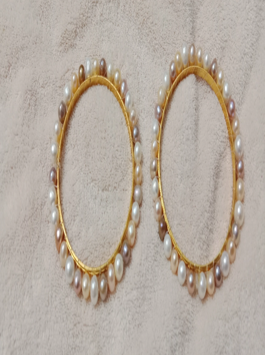 Pearl Multicolor Bangle