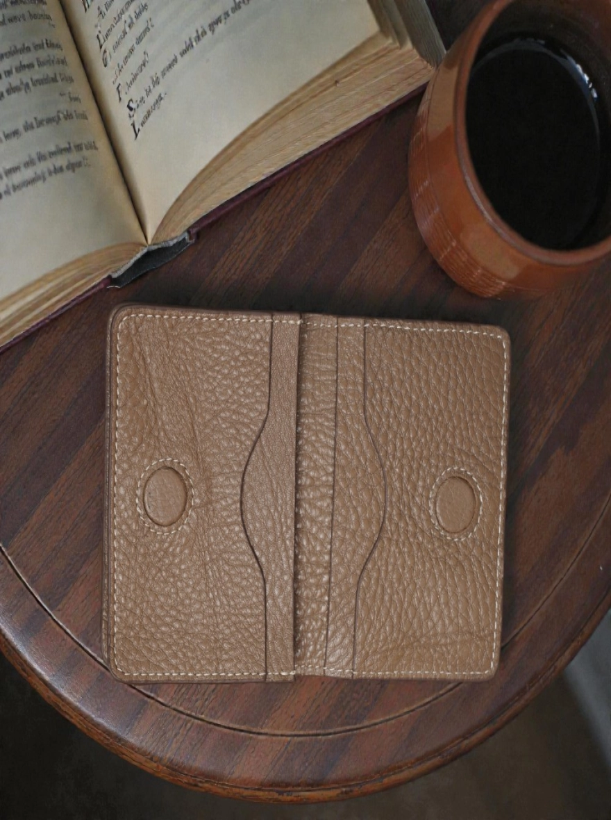 Name: Zays Premium Eco-Friendly Leather Magnetic Card Holder Mini Wallet