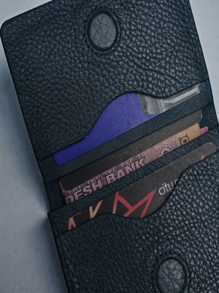 Name: Zays Premium Eco-Friendly Leather Magnetic Card Holder Mini Wallet