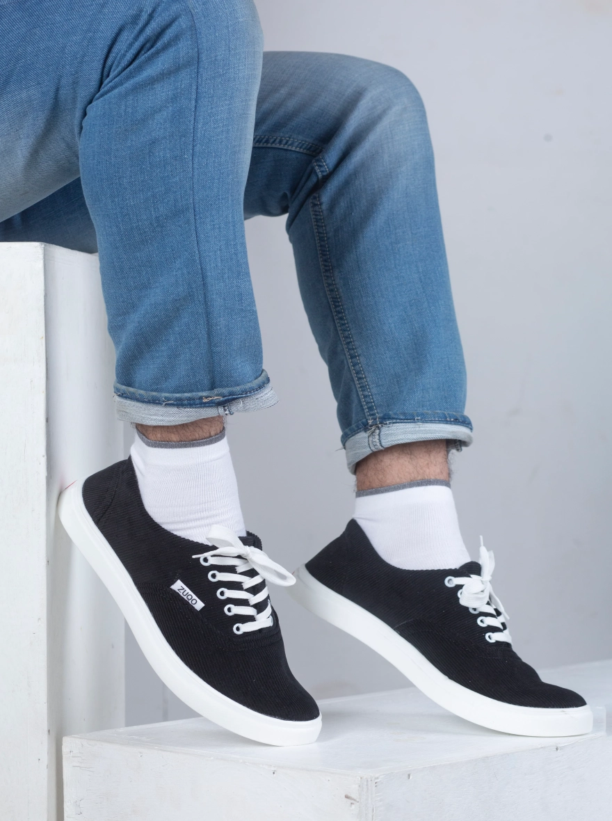 Zuqo Men's Sneaker - Black