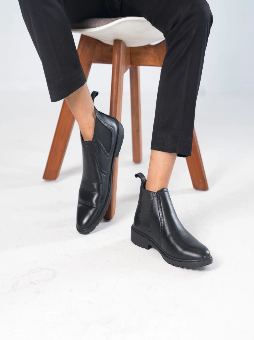 Zuqo Men's Chelsea Boot - Prime Black