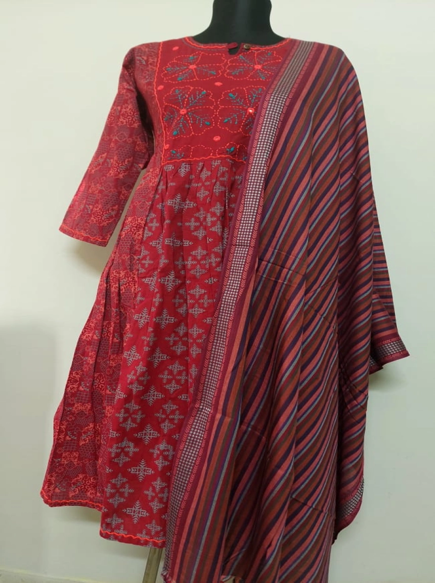 Amethyst-Block Floral Cotton Kurti