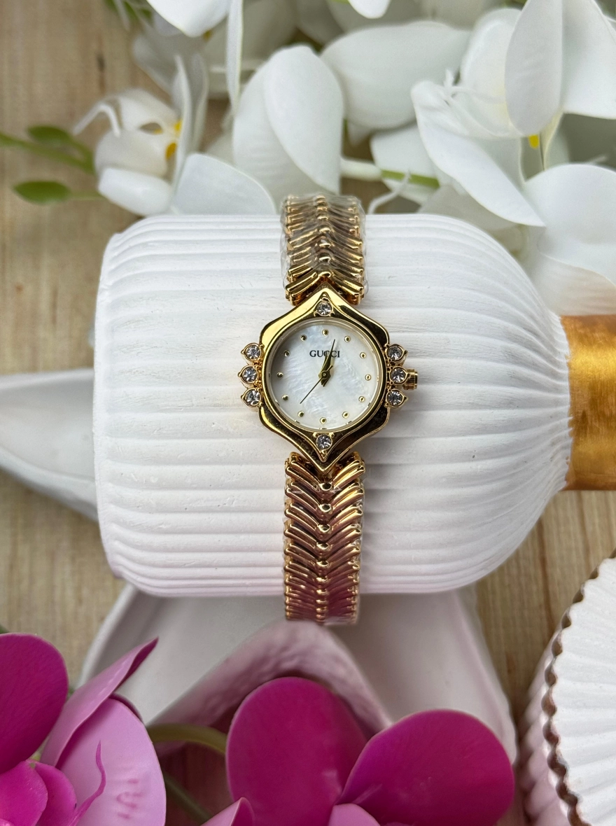 Gucci G-Timeless Mother of Pearl Diamond Women's Watch