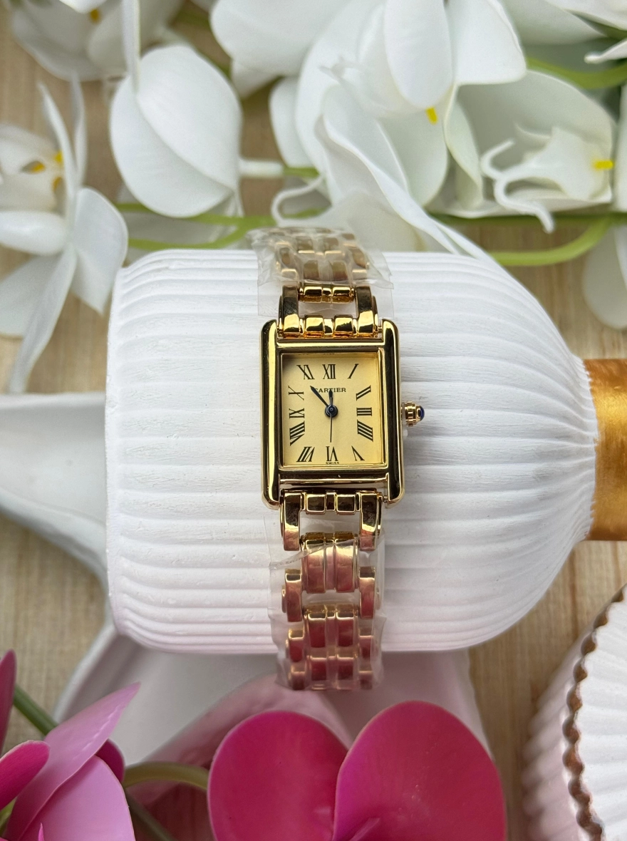 Panthère de Cartier Watch – Small Model, 18K Yellow Gold