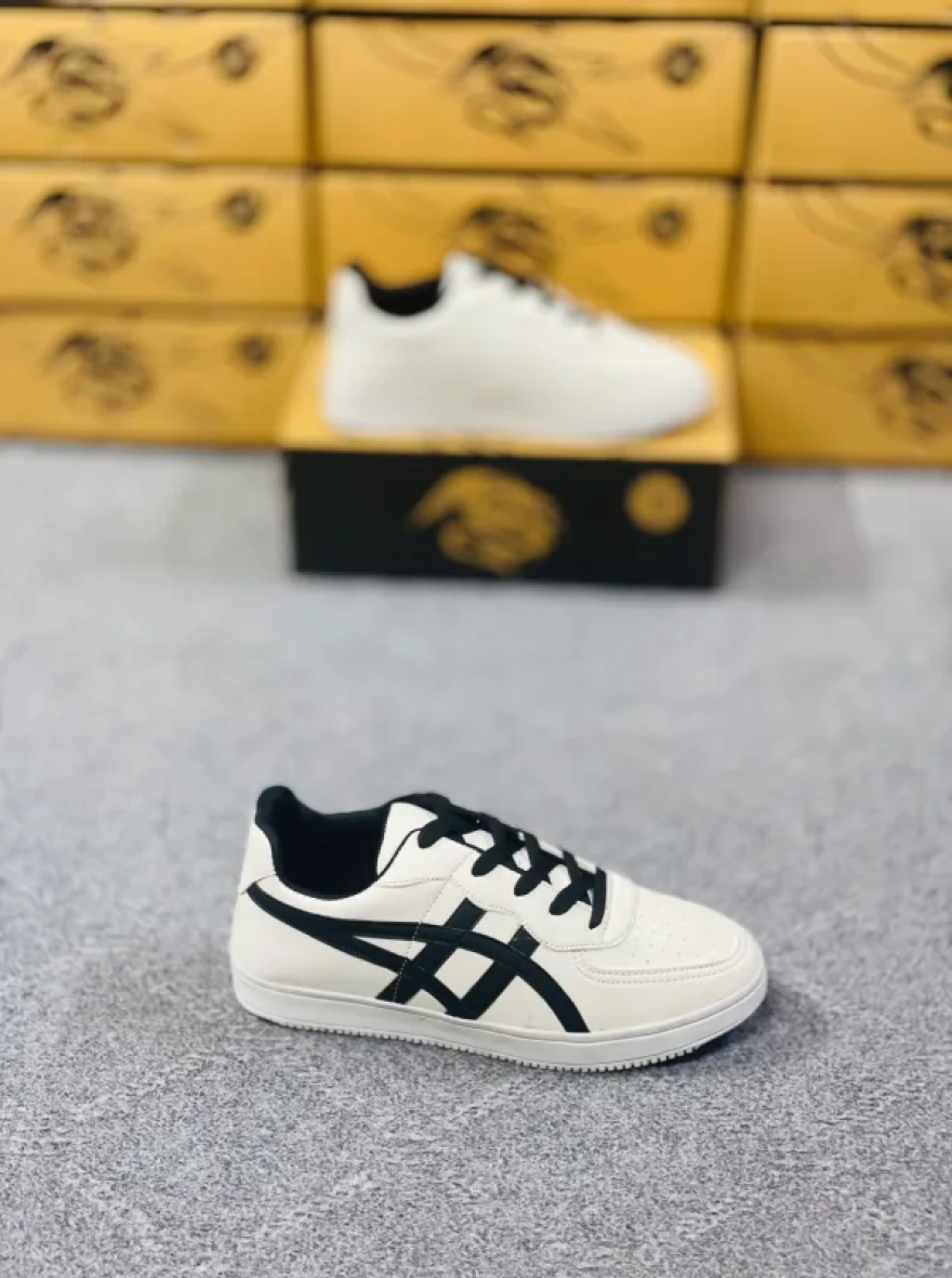 Classic Cream Trendy Sneakers (V2) - Men's Edition