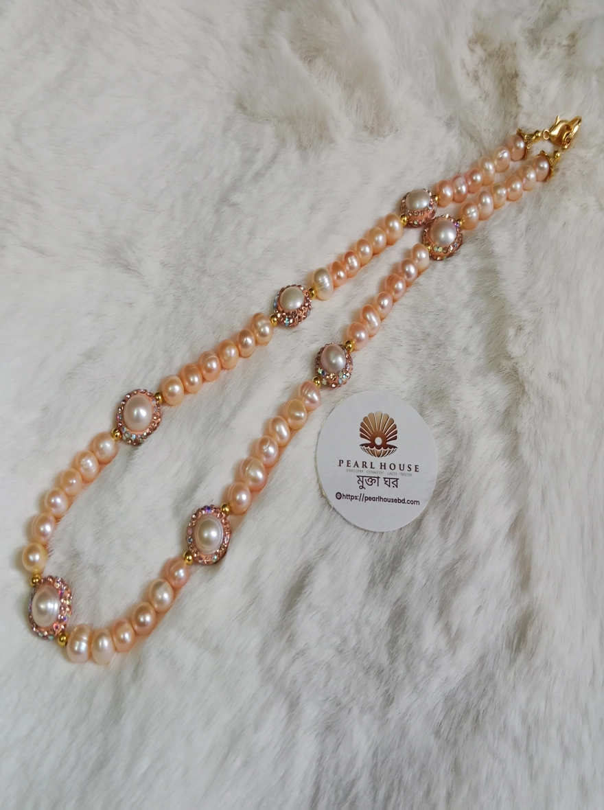 Unique Design Pearl One Layer Necklace for Women 