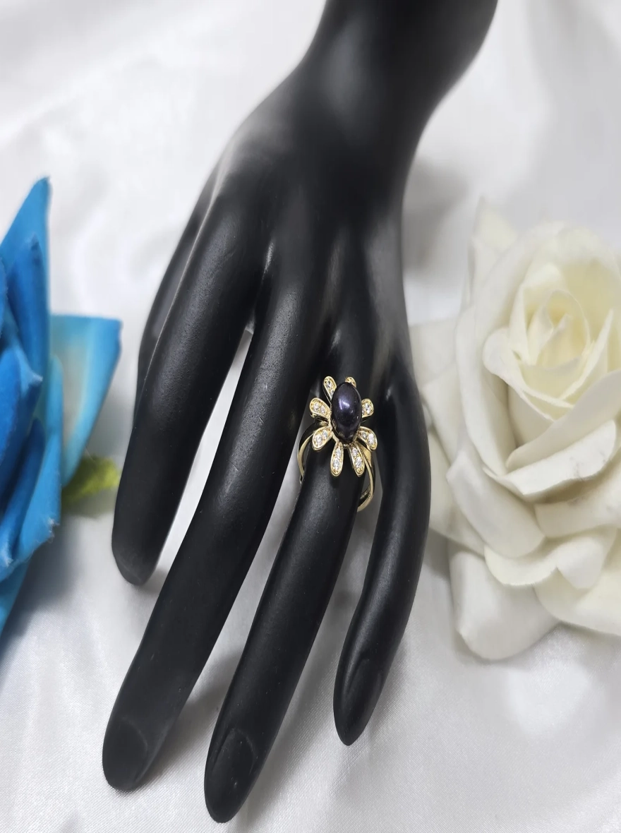 Black Pearl Rings — Mysterious & Bold