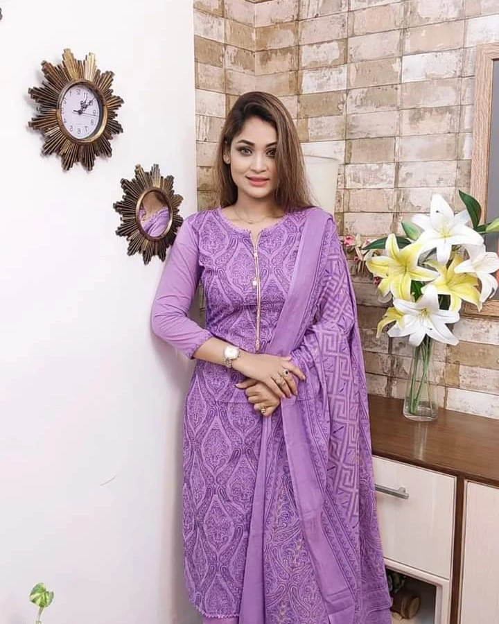 Lavender Paisley Skin-Print Premium 3-Piece Salwar Kameez Suit