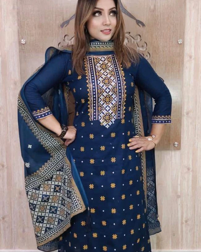 Maroon Heritage Print & Embroidered 3-Piece Salwar Kameez Suit