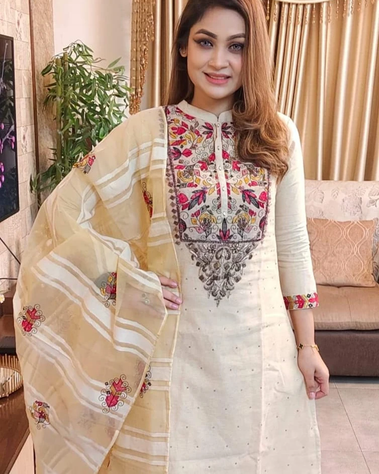 Emerald Embroidered Silk 3-Piece Salwar Kameez Suit