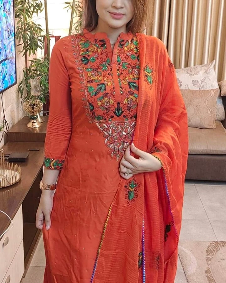 Emerald Embroidered Silk 3-Piece Salwar Kameez Suit