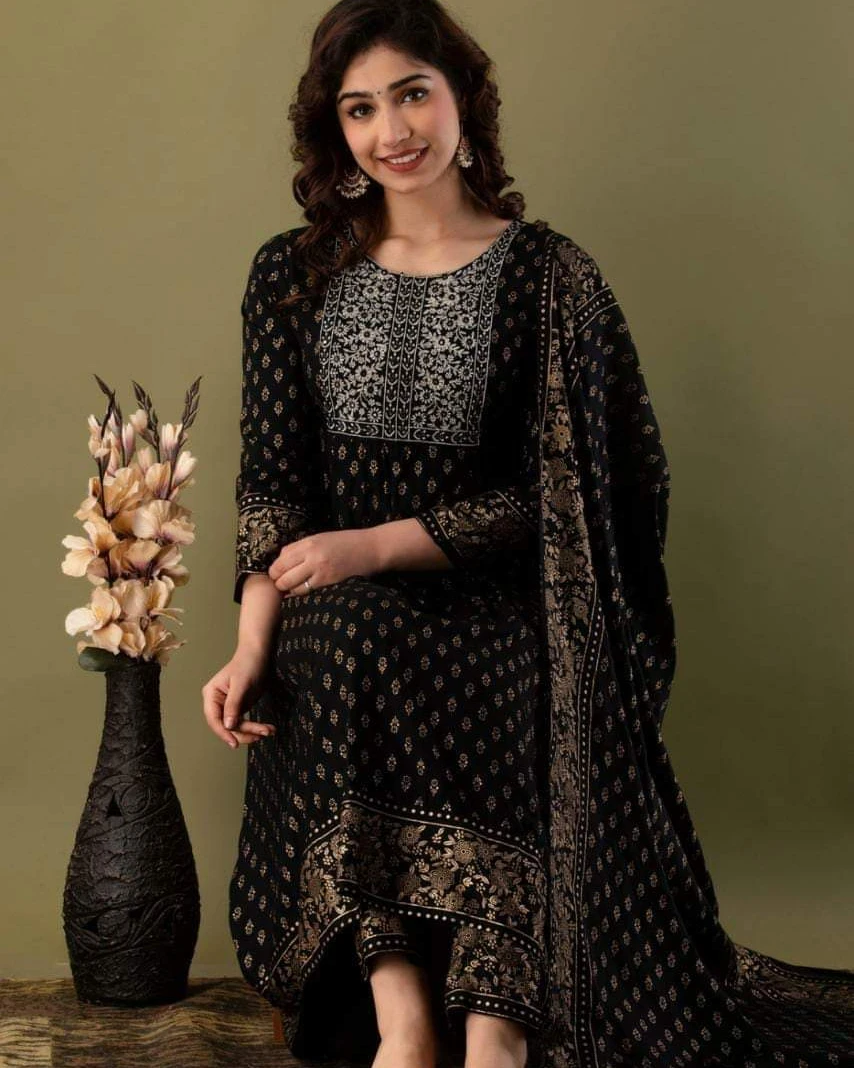 Ethnic Foil Print 3-Piece Salwar Kameez Suit