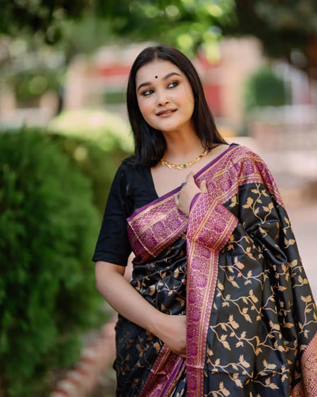 Premium Kashmiri Lota Silk Katan Saree (Without Blouse Piece)