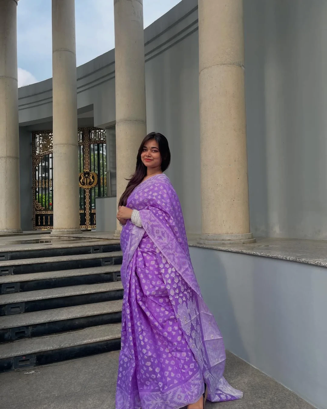 Elegant Lavender Matching Jamdani Saree – Floral Weave Edition