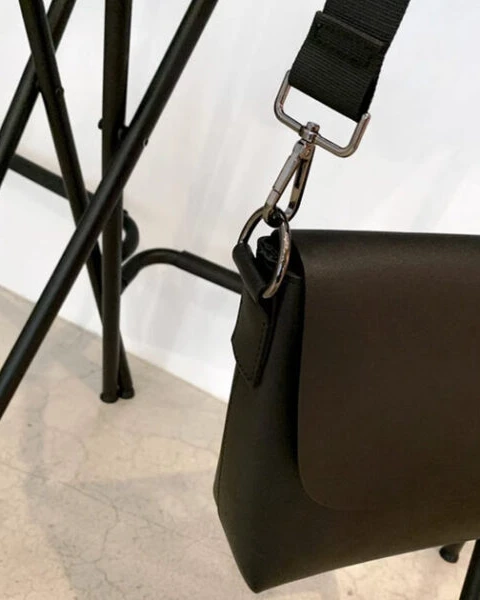 Garb Signature | Architectural Square Box Shoulder Bag