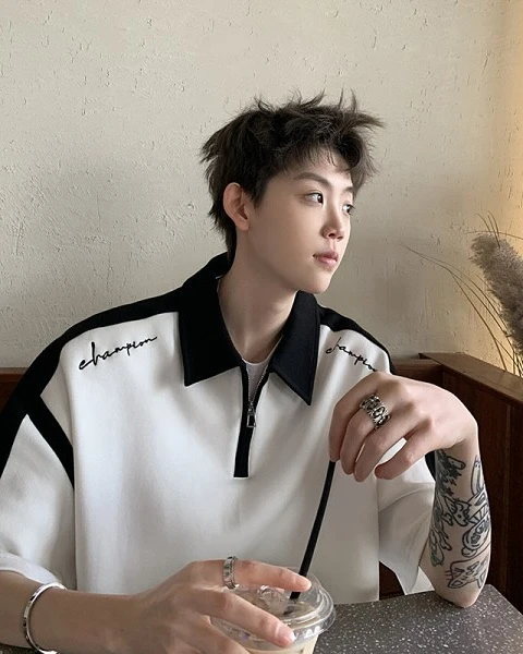 Premium Zipper Collar Korean Minimalist Polo Shirt – White & Black Edition