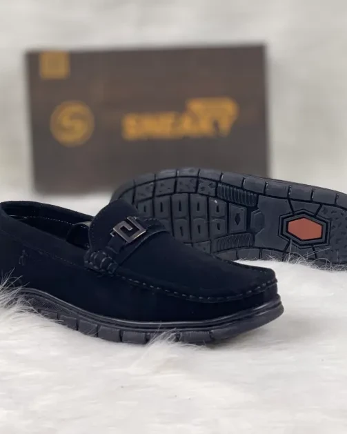 Royal Cobbler_Black_Metal Emblem_Suede Leather_Men