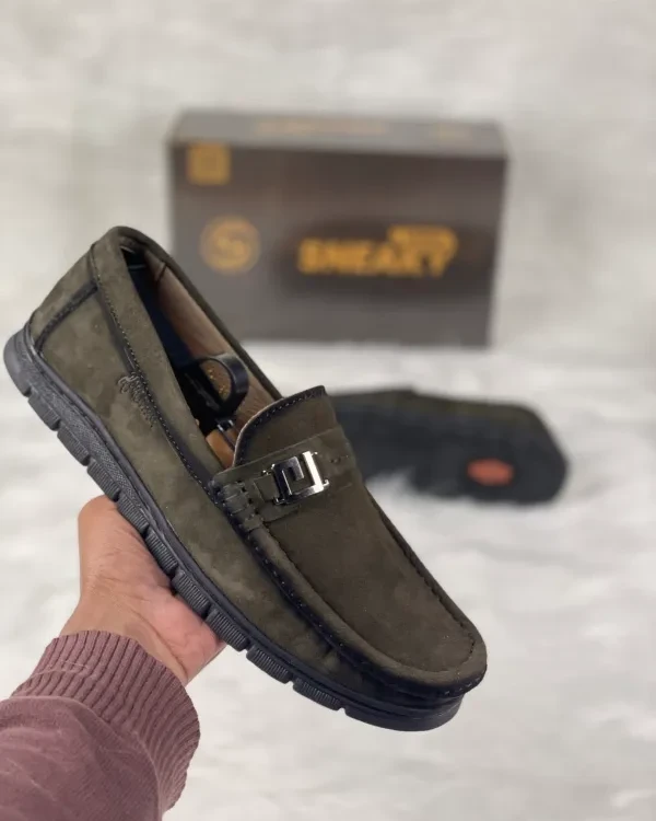 Royal Cobbler_Olive_Metal Emblem_Suede Leather_Men