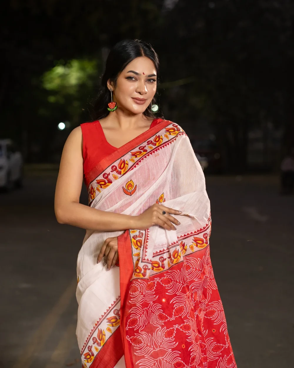 Shuvra Saree