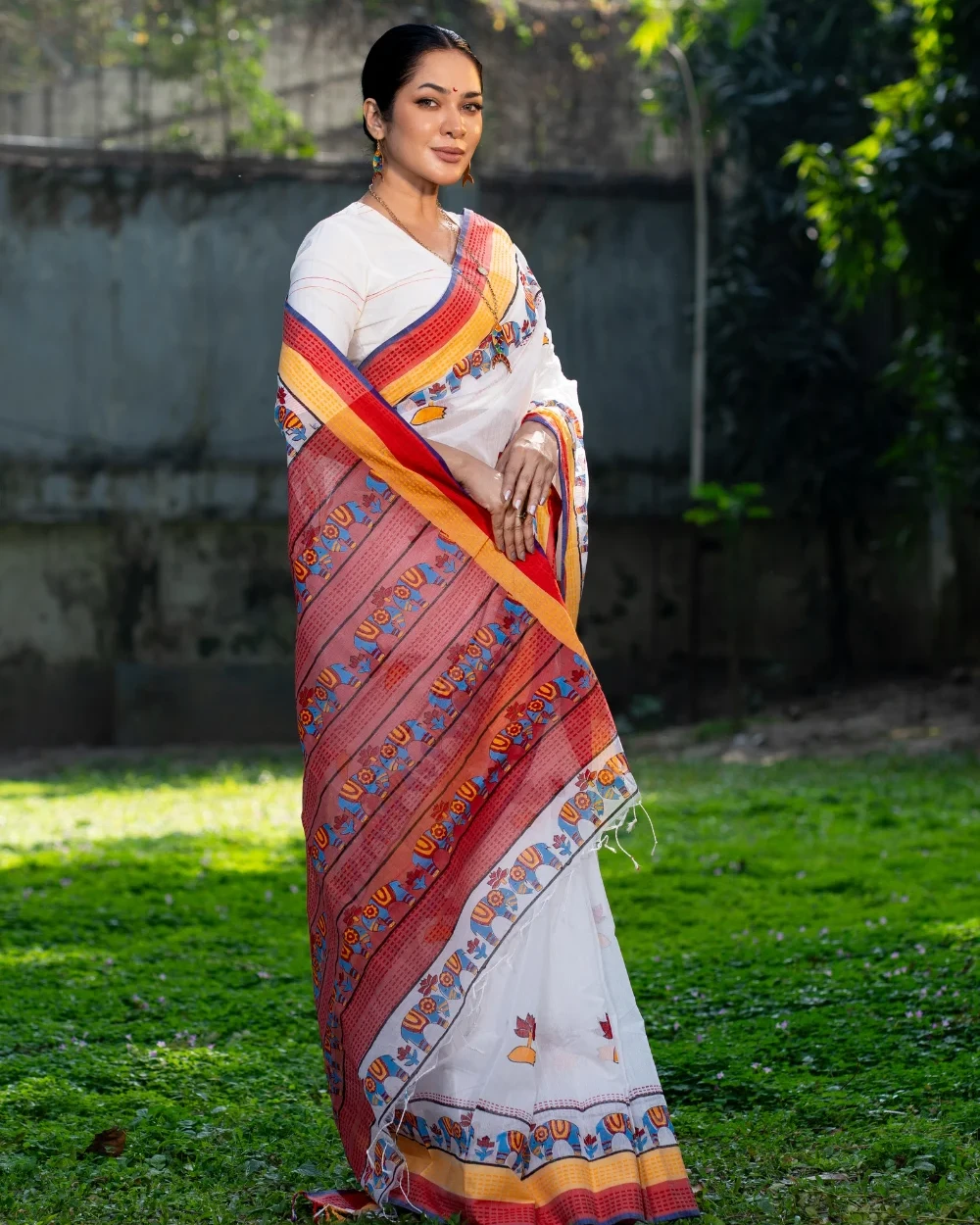 Parbon Saree