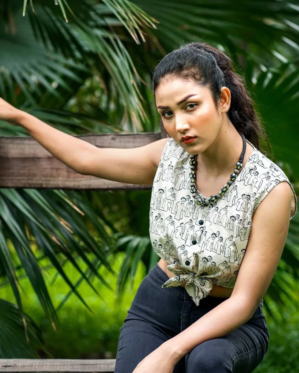 Amra Sobai Raja Crop Tops